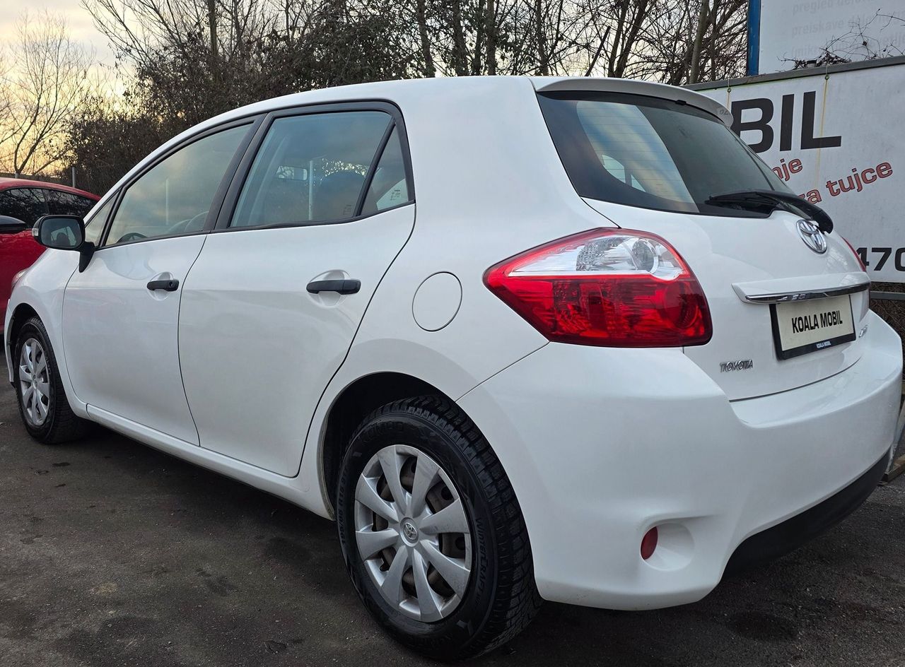 Zunanja slika - Toyota Auris - 1.33 Dual VVT-i Luna KLIMA-SLOVENSKA-1.LASTNIK - 6