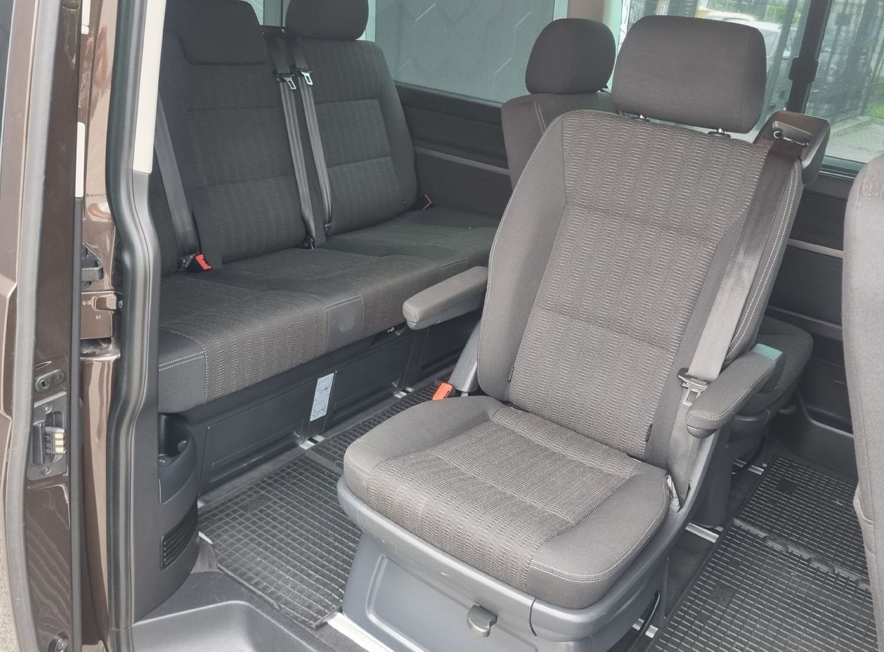 Zunanja slika - VW Multivan - T6 2.0TDI-PDC-TV-7Sedežev-SLOvozilo-Kljuka-Odlič - 11