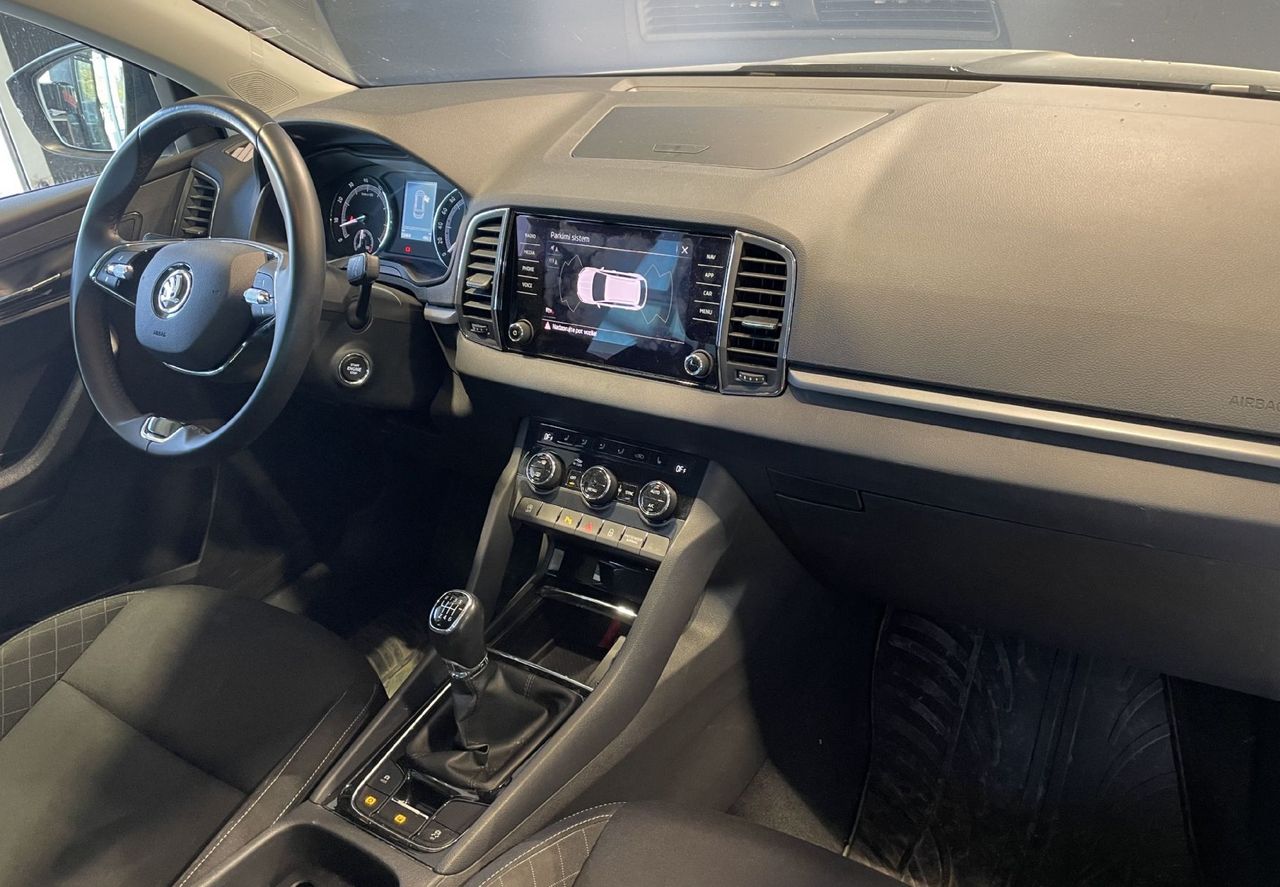 Zunanja slika - Škoda Karoq - 1.LASTNIK-SLO-KEYLESS-KAMERA-RADAR-ALU - 12