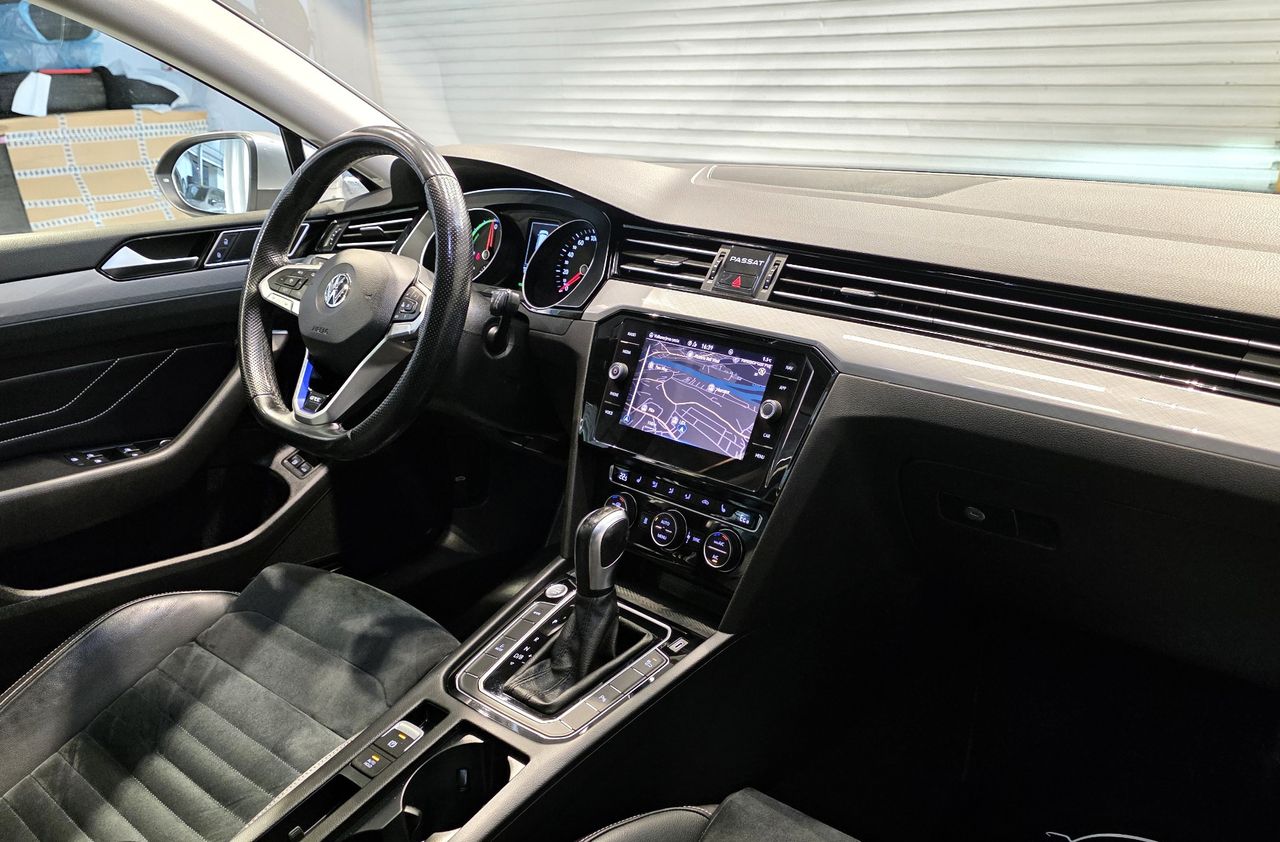Zunanja slika - VW Passat - Variant GTE 160kW ACC LED NAVI KAM ALU KLJUKA - 11