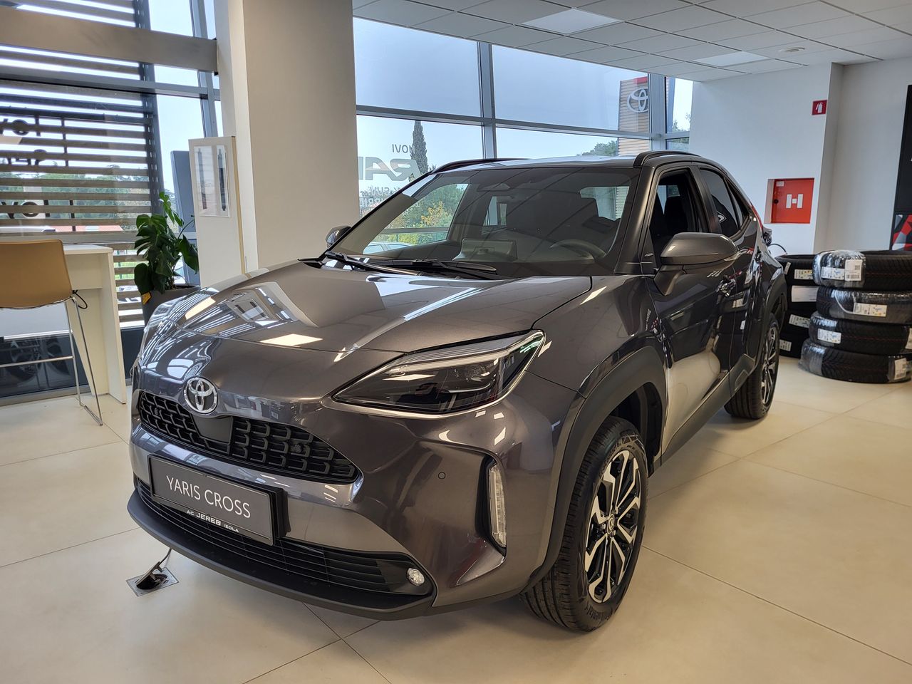 Zunanja slika - Toyota Yaris Cross - 1.5 HEV Sport Assist Convenience - 1