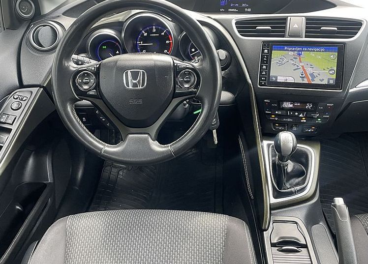 Zunanja slika - Honda Civic - 1.6 i-DTEC-ELEGANCE-NAVI-LED-TOP - 10