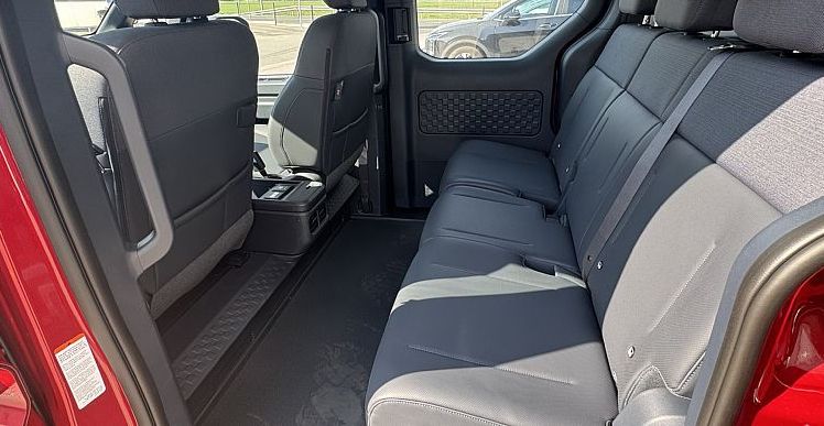 Zunanja slika - KIA PV5 - 71.2 kWh baterija 120 kW 163 KS  Quantum - 10