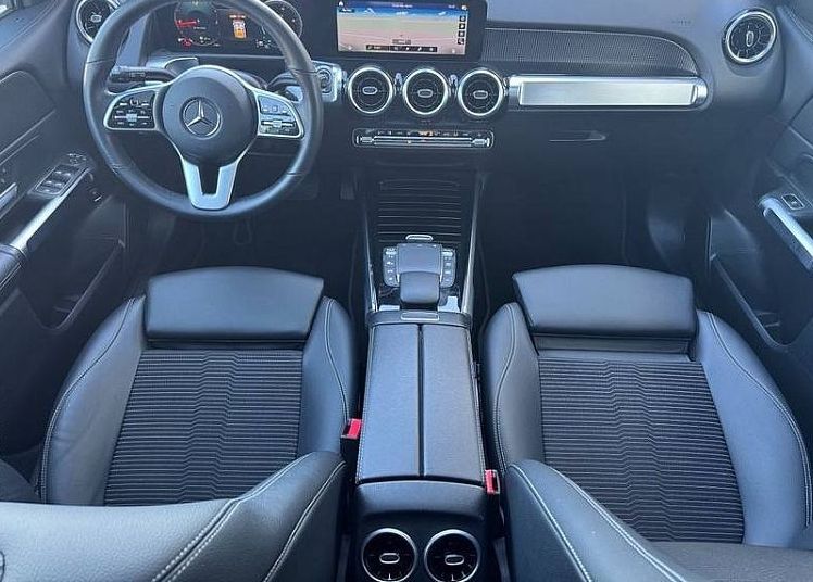 Zunanja slika - Mercedes-Benz GLB-Razred - GLB 200 d 4MATIC Panorama Virtual Radar Tempomat . - 8