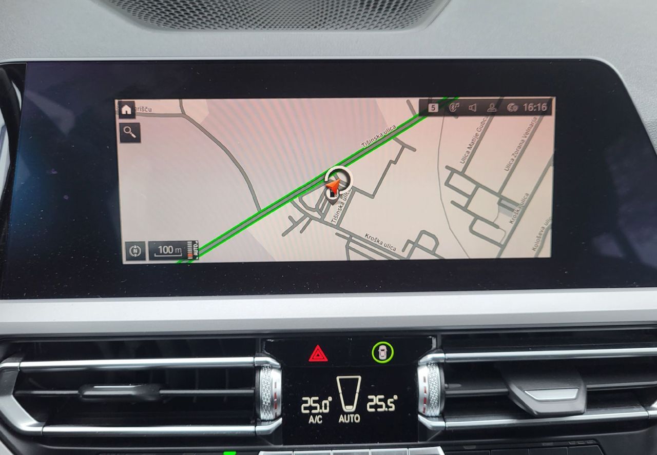 Zunanja slika - BMW Serija 3 - Touring: 320d  AT8 1last-navi-led-alu-acc-virtual-pdc-se - 11