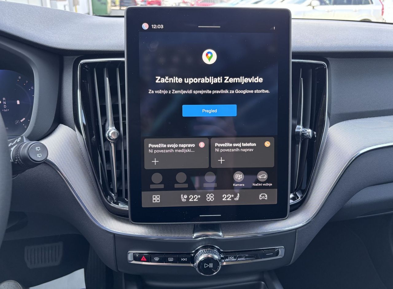 Zunanja slika - Volvo XC60 - B5P  Core AT AWD 3 leta garancije + 3 servisi - 14