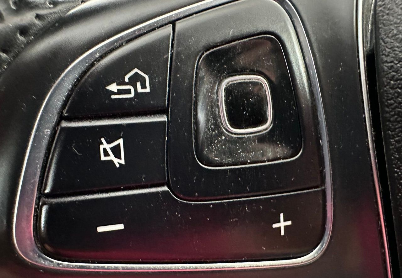 Zunanja slika - Mercedes-Benz E-Razred - E 220 d Avantgarde Avt.KAMERA.NAVI.USNJE.LED - 12