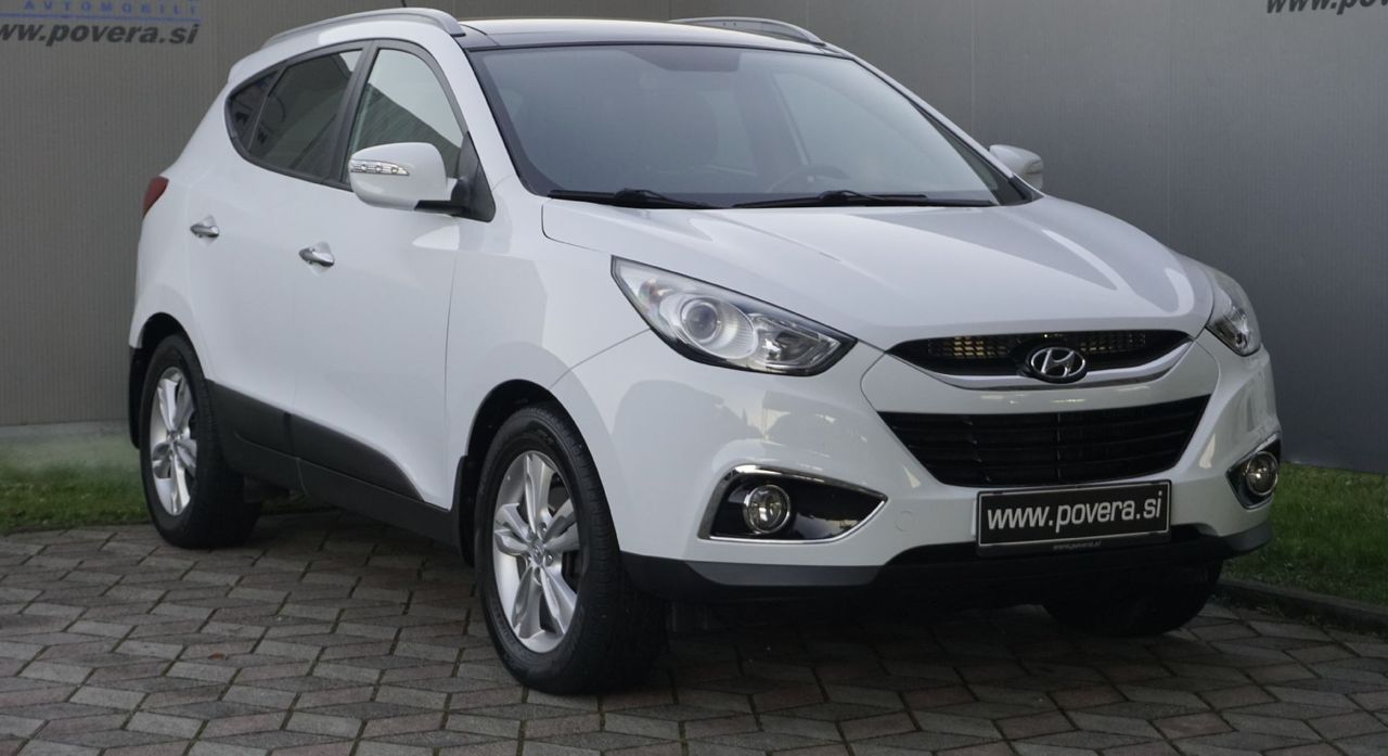 Zunanja slika - Hyundai ix35 - 2.0 CRDI Premium 4WD+USNJE+PANO.+KAMERA+1.LAST. - 1