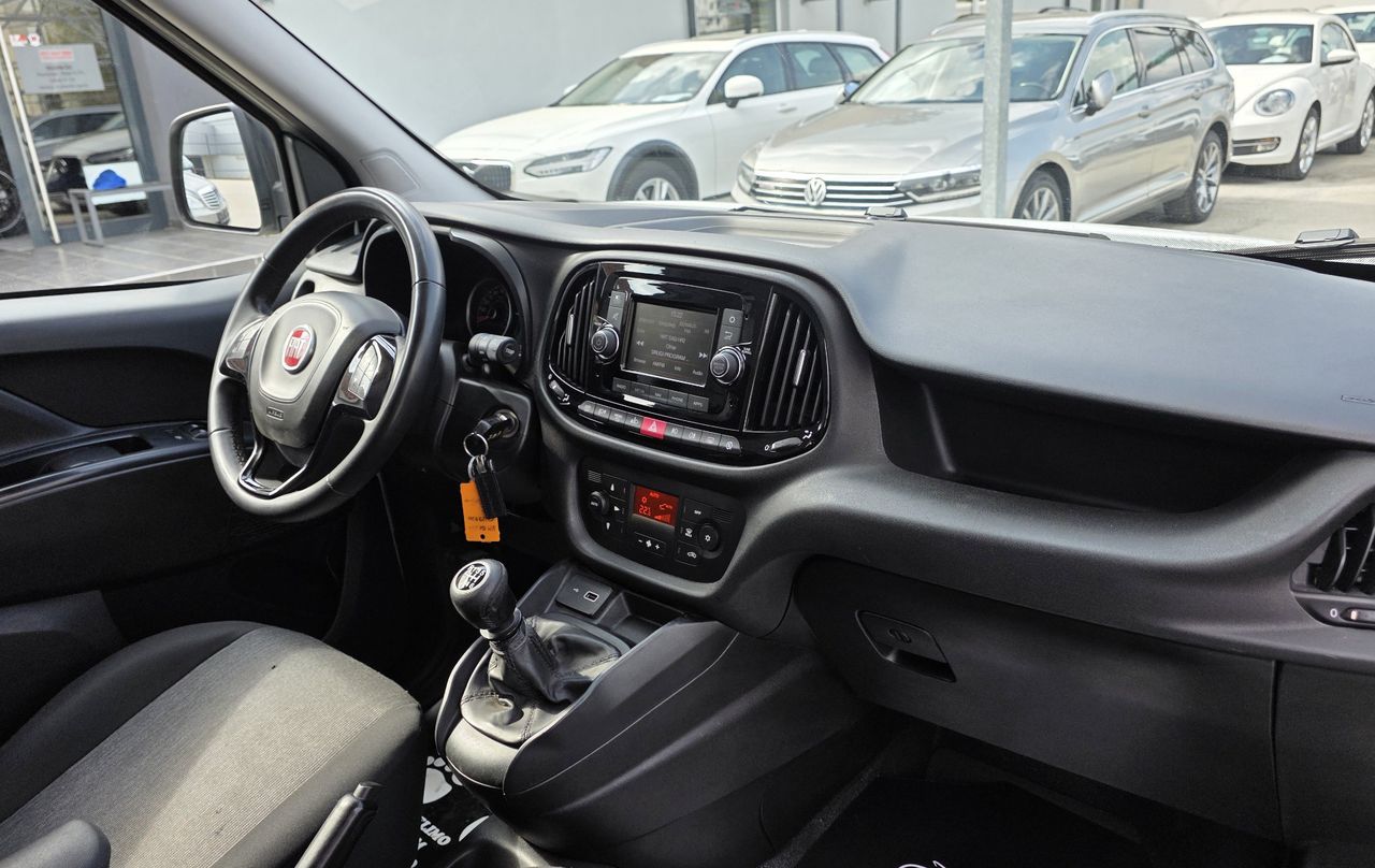 Zunanja slika - Fiat Doblo - 1,6 Multijet 16V Eas yN1 TEMP KAMERA KLJUKA NAVI KLIMA - 8