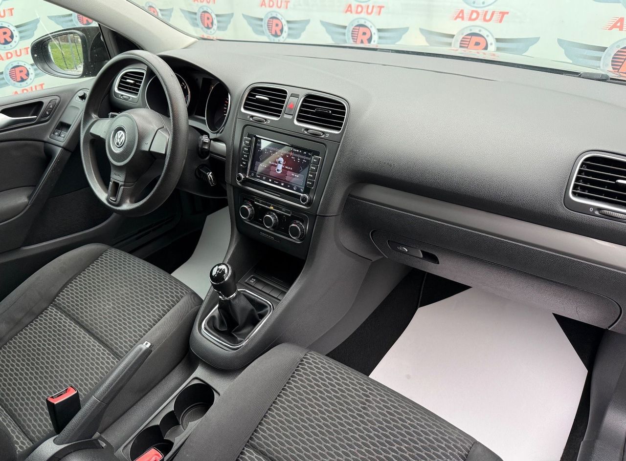 Zunanja slika - VW Golf - 1.6 TDI DPF Trendline 66  90  REDNO SERVIS... - 10