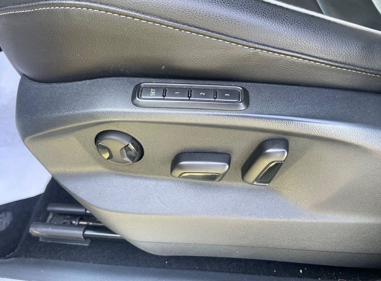 Zunanja slika - VW Tiguan - R-LINE 140 KW 4X4 LED.NAVI.KAMERA.USNJE.2XPDC - 14