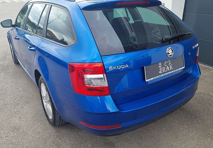Zunanja slika - Škoda Octavia - Combi 2.0 TDI Ambition DSG 1.LASTNIK. SERVISNA - 5