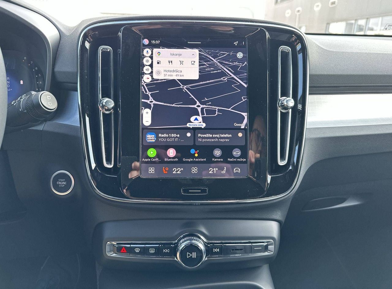 Zunanja slika - Volvo XC40 - B3P Plus Dark Avt. - 18