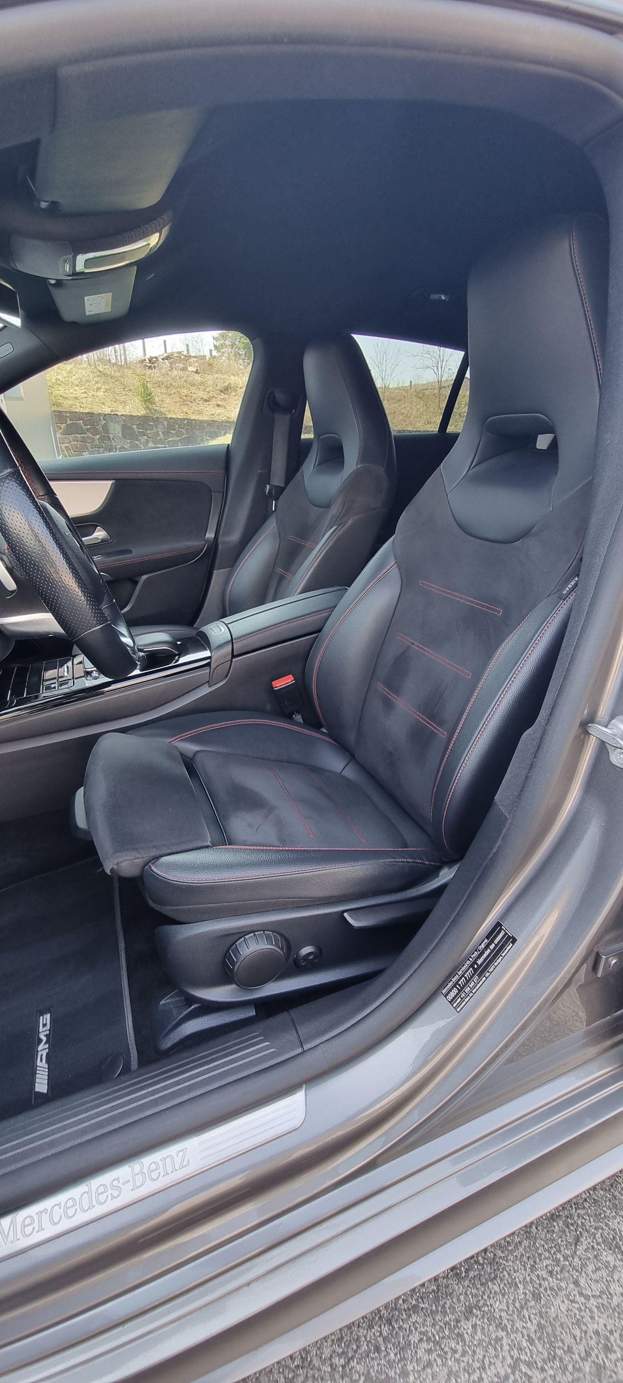 Notranja slika - Mercedes-Benz CLA-Razred - CLA 200 Shooting Brake AMG Line Avt. - 13