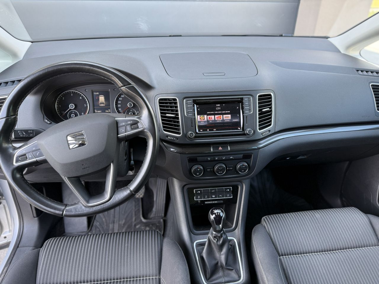 Notranja slika - Seat Alhambra - 2,0 TDI Ecomotive Style Advanced - 5