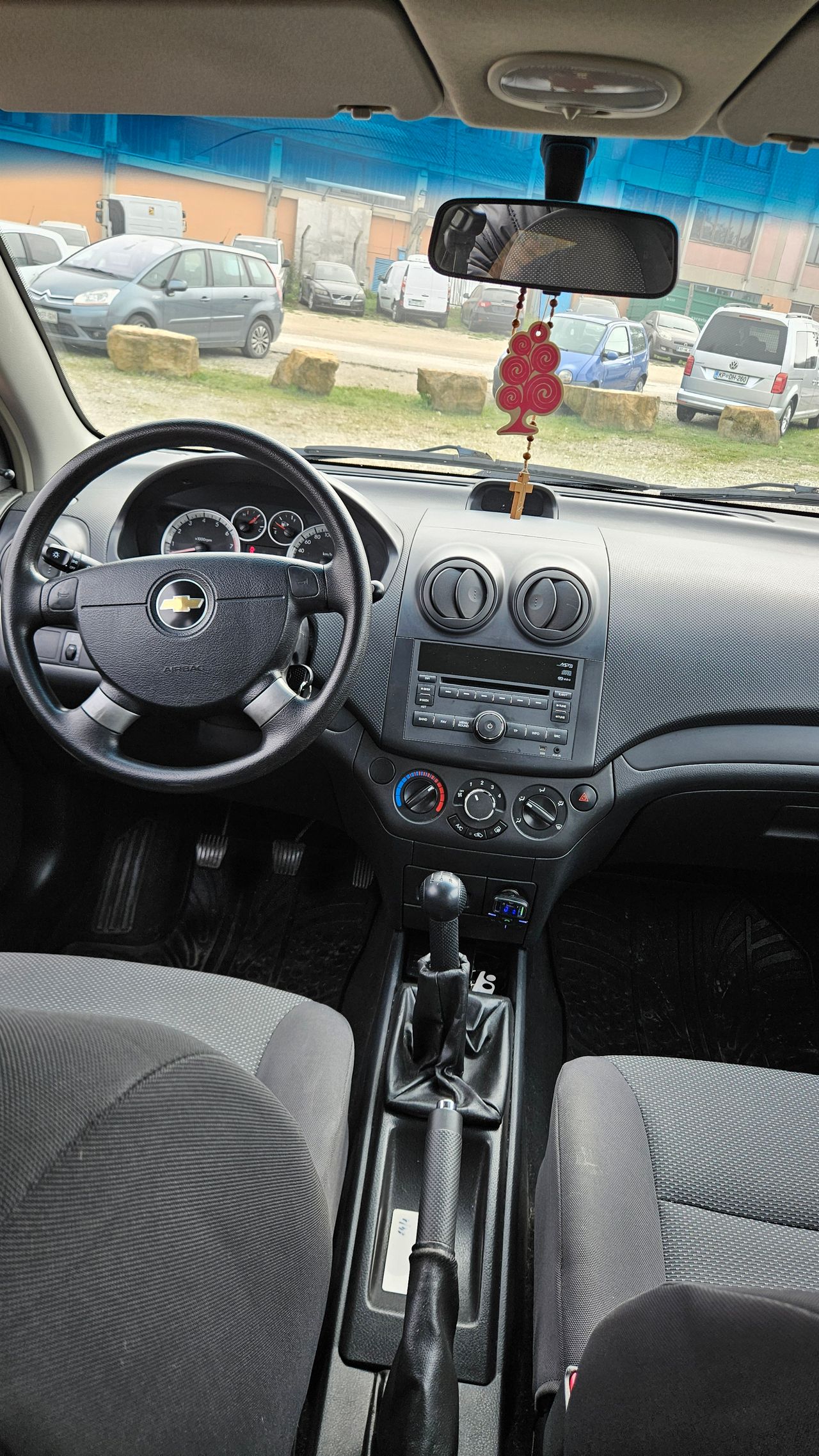 Notranja slika - Chevrolet Aveo - 1,2 16V Base - 5