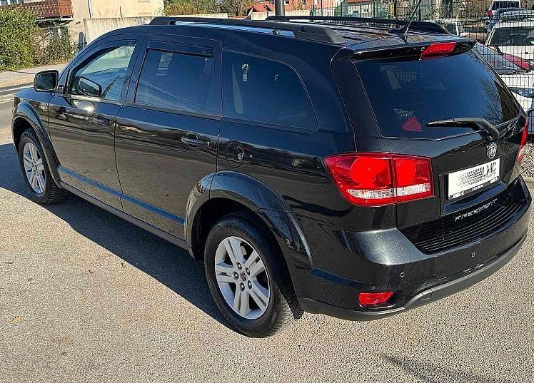 Zunanja slika - Fiat Freemont - 2.0 M-JET 140ks °7-SEDEŽEV° °NAVI° °PARK.SENZORJI° - 6