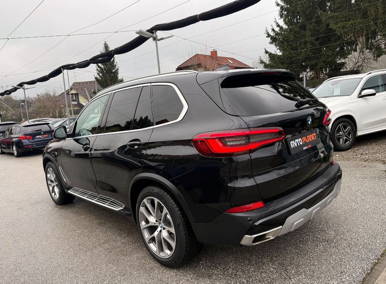 Zunanja slika - BMW X5 - serija : xDrive40i xLINE LASER ACC PANO HEADuP 360K - 1