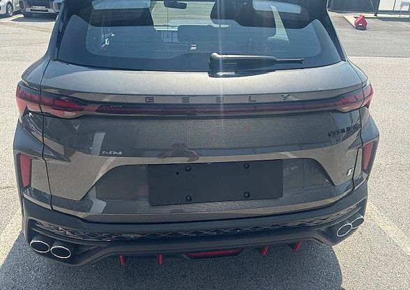 Zunanja slika - Geely Coolray - 1.5 TD-GK OPREMA-7DCT- PANORAMA. LED ŽAROMETI..... - 5