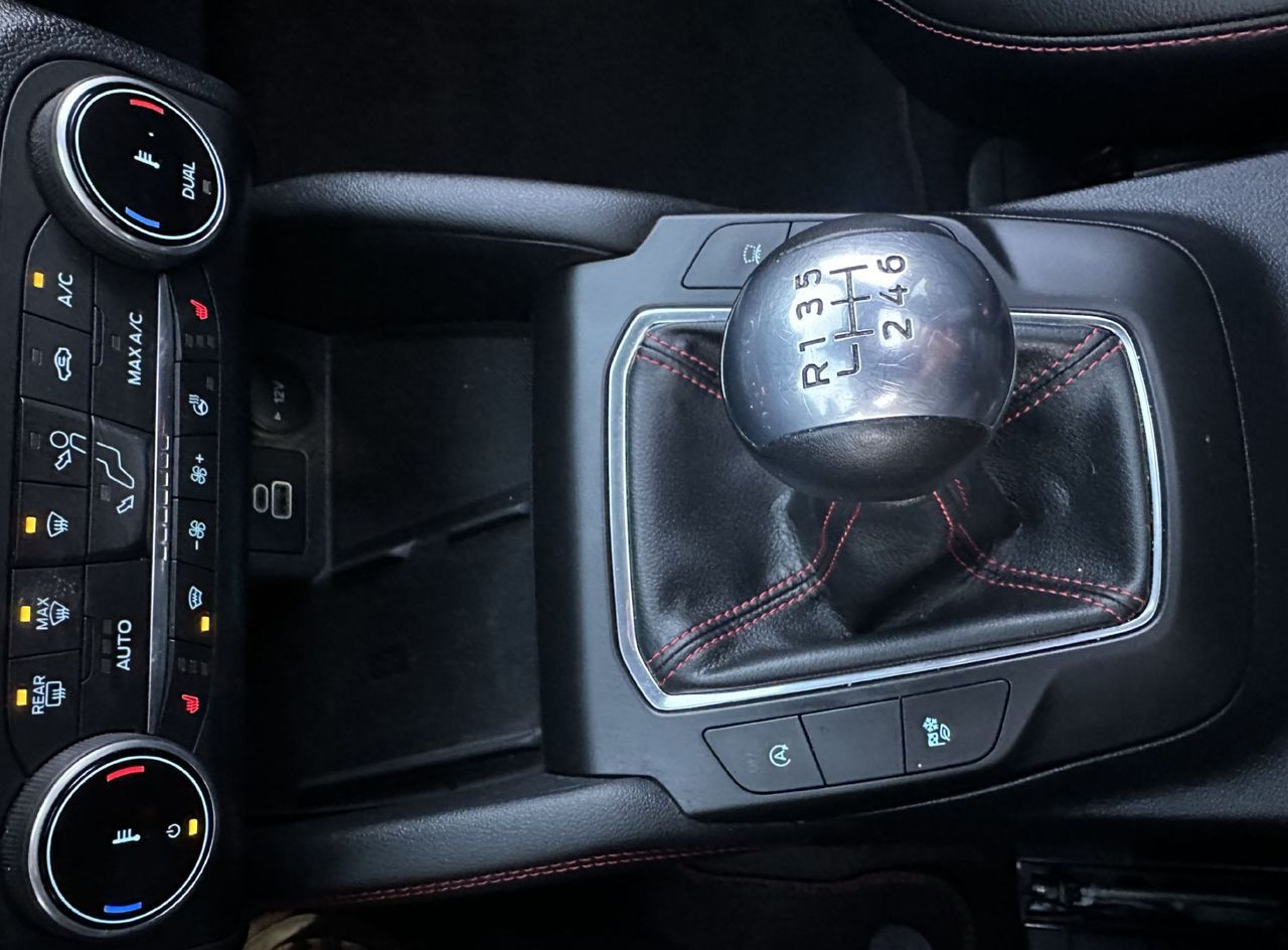 Zunanja slika - Ford Kuga - 1.5 EcoBoost ST-Line.NEMŠKA.PANORAMA.KLJUKA.BENCIN - 13