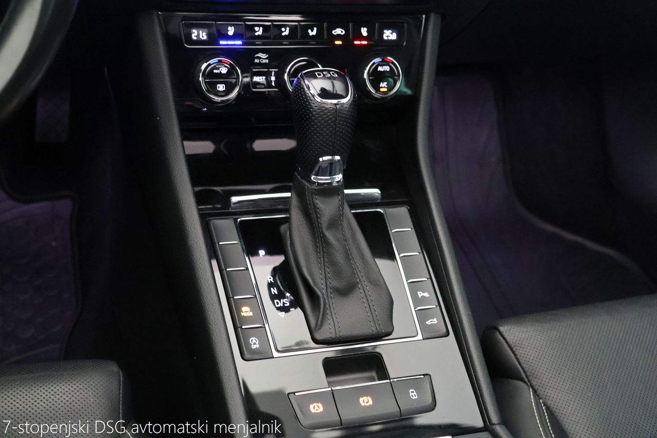 Zunanja slika - Škoda Superb - Combi 2.0 TDI DSG L&K 150KM - 16