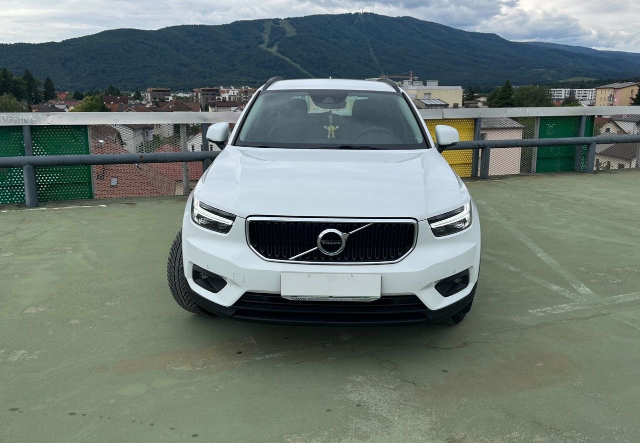 Zunanja slika - Volvo XC40 - T3 Momentum Avt. ACC. LED. NAVI. VZR. KAM. - 2