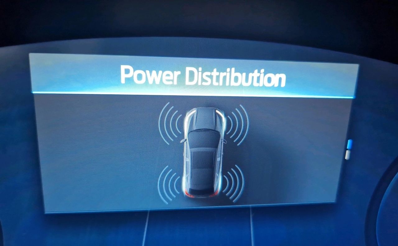 Zunanja slika - Ford Kuga - Active X 2.5 HYBR 134kW FHEV AWD-SLO-RADAR-HEADUP - 31