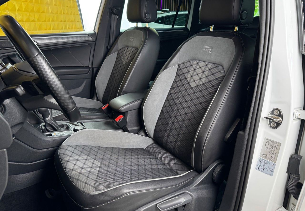 Zunanja slika - VW Tiguan - 2.0 TDI 4MOT-R Line-iQ LED-HEADUP-VIRTUAL-KEYLESS - 16