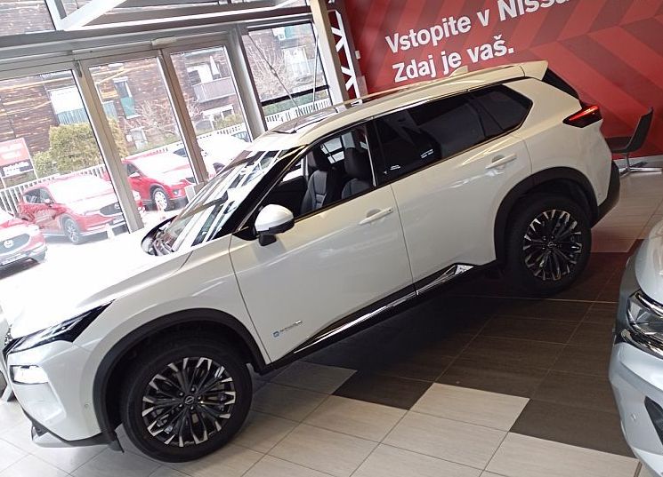 Zunanja slika - Nissan X-Trail - 1.5 HEV E-4ORCE 4WD 213hp TEKNA - 2