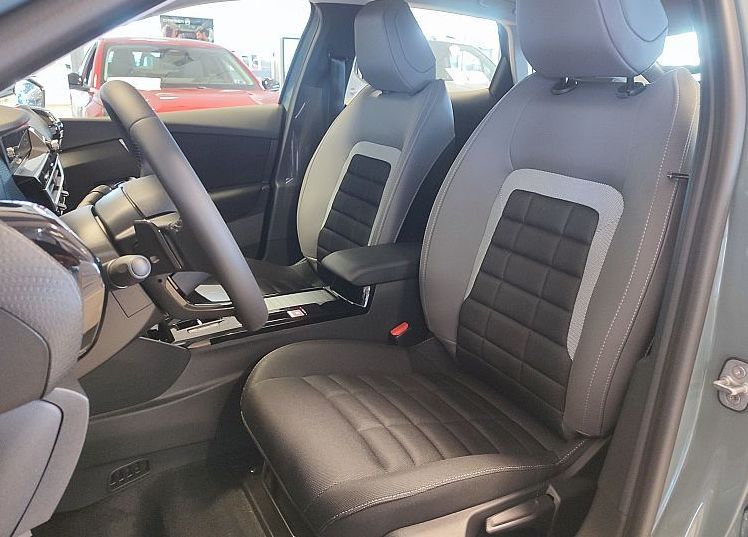 Zunanja slika - Citroën C4 - Business Hybrid145 eDCT6 - 7