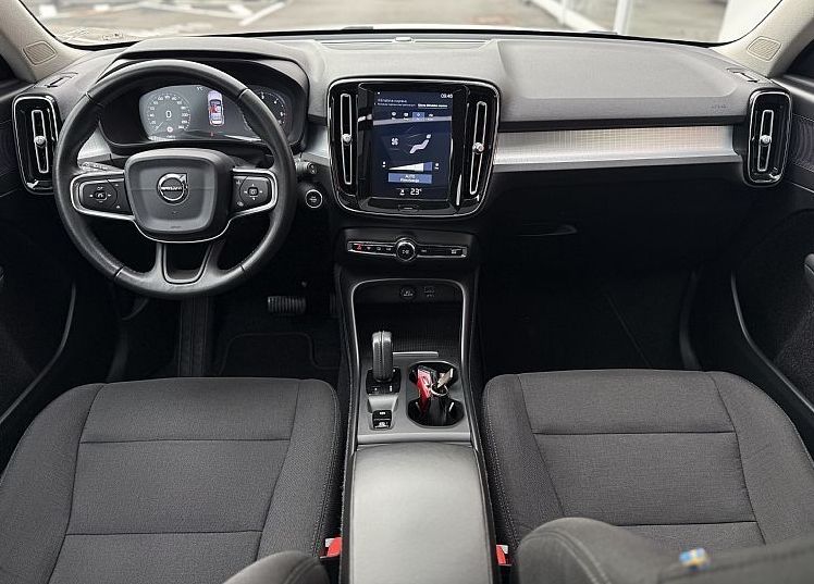 Zunanja slika - Volvo XC40 - D3 Momentum 1. LASTNIK - 15