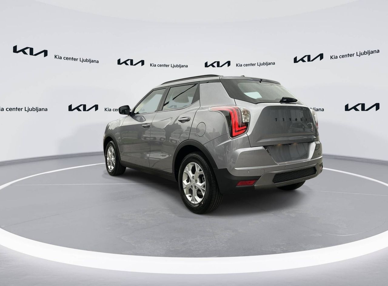 Zunanja slika - SsangYong Tivoli - 1.5 T-GDi Fresh 2WD A T - 7