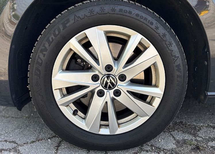 Zunanja slika - VW Touran - 2.0 TDI - LED - NAVI - PDC - VIRTUAL - 7SED - 7