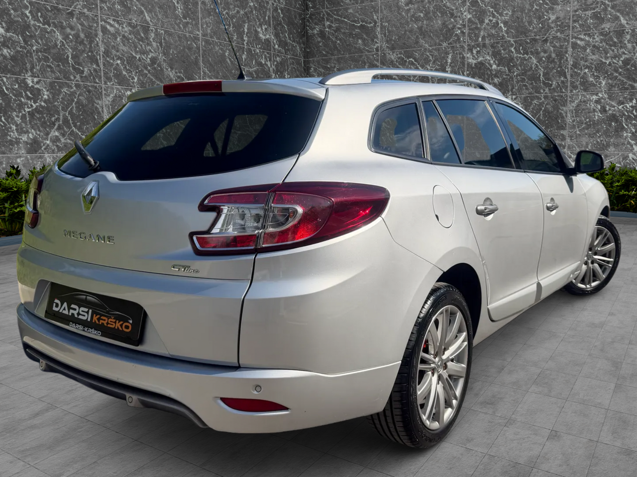 Zunanja slika - Renault Megane - Mégane Grandtour dCi 110 Gt-line - 2