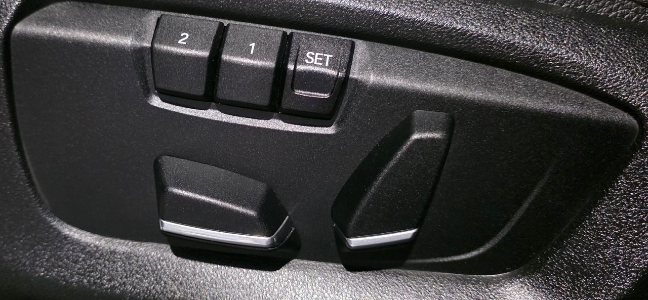 Zunanja slika - BMW X6 - xDrive 30d Avt. - 17