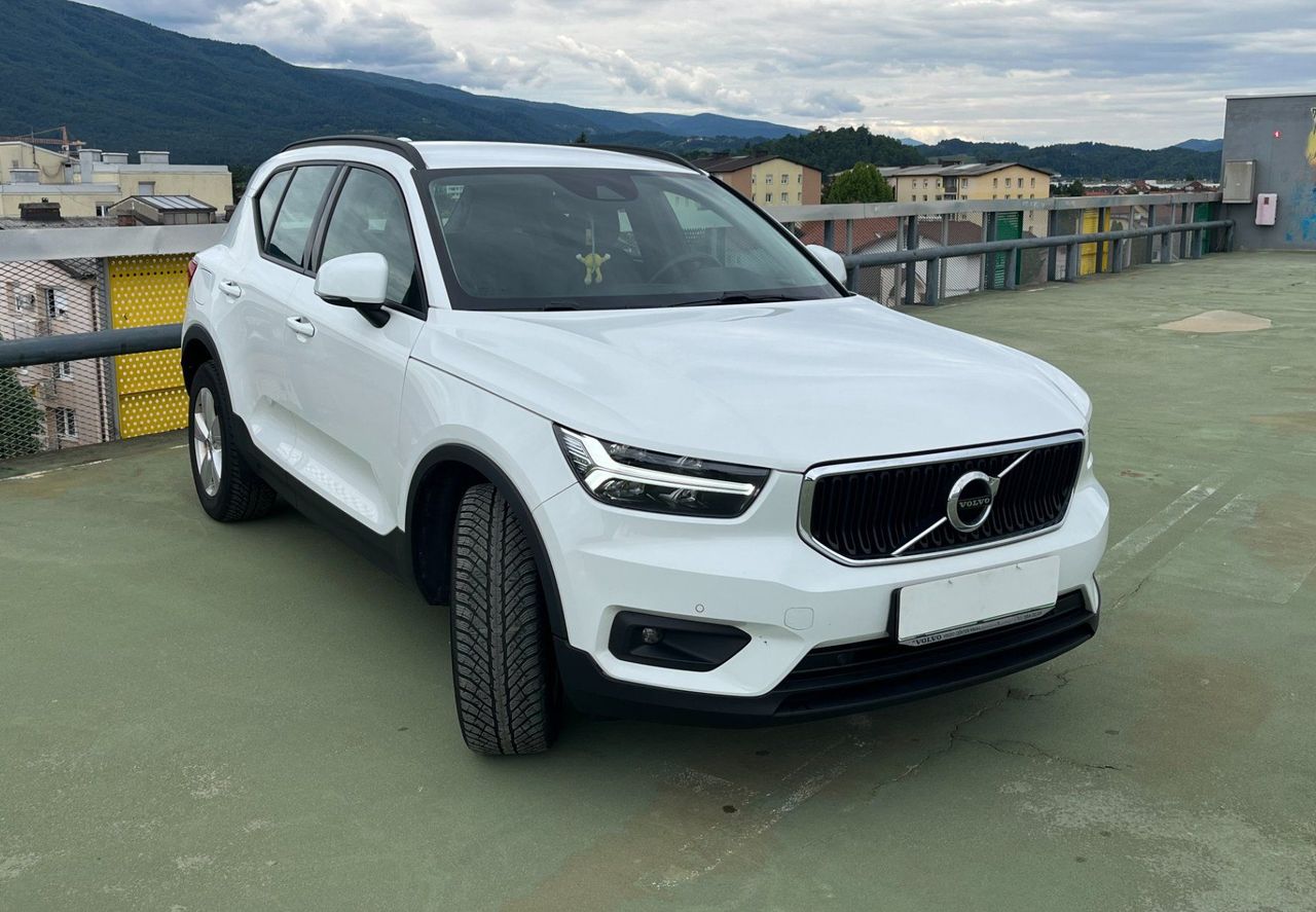 Zunanja slika - Volvo XC40 - T3 Momentum Avt. ACC. LED. NAVI. VZR. KAM. - 3