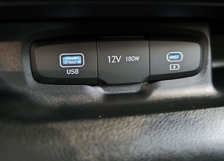 Zunanja slika - Hyundai Inster - STYLE 49KWH-WINTER-17COL-LED-APPLE ANDROID-VIDEO - 10