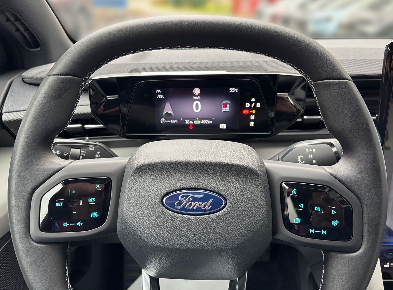 Zunanja slika - Ford Explorer - EV PREMIUM dv elektro79 kWh 250 kW AT AWD - 13