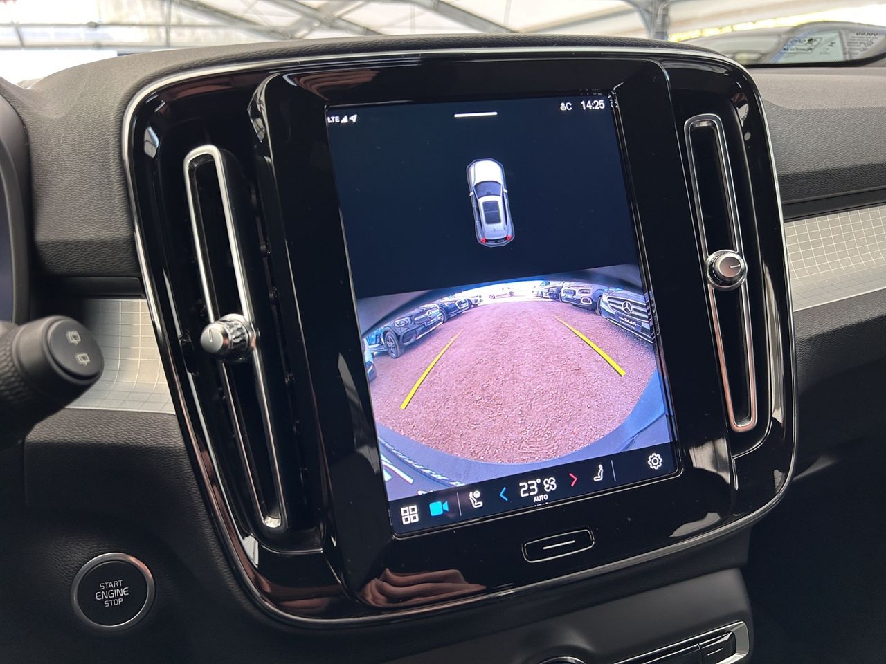 Zunanja slika - Volvo XC40 - B4P AWD Core Avt. - 3