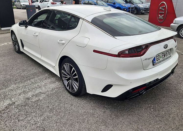 Zunanja slika - KIA Stinger - 2.2 TCI GT Line RWD 147 kW - 6
