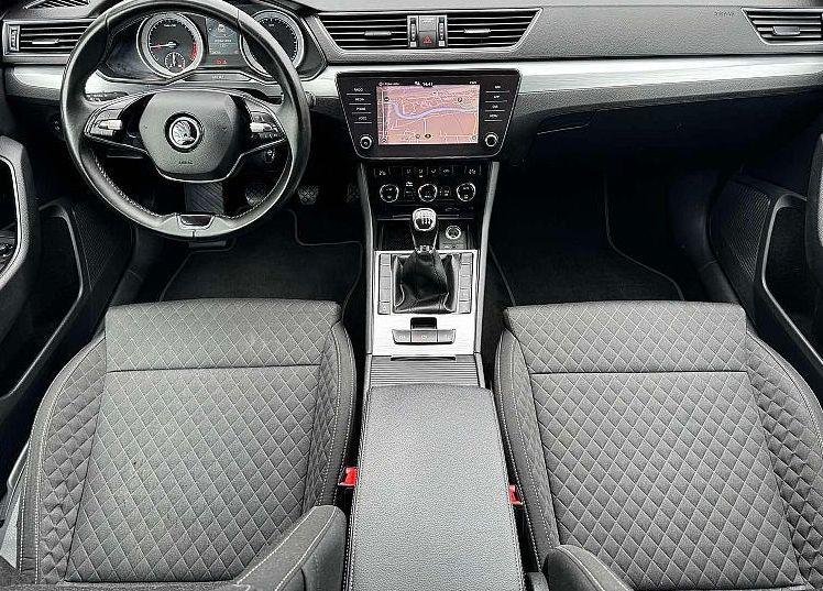 Zunanja slika - Škoda Superb - 2.0 TDI 150ks °FULL LED° °NAVIGACIJA° °KAMERA° - 10