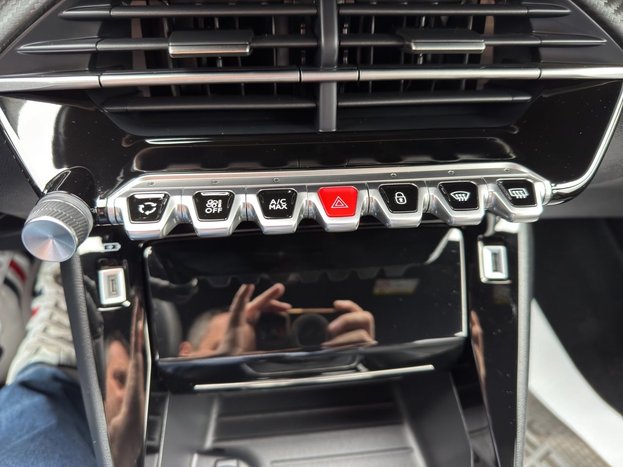 Zunanja slika - Peugeot 2008 - 1,2 PureTech 100 S&S Allure - 12