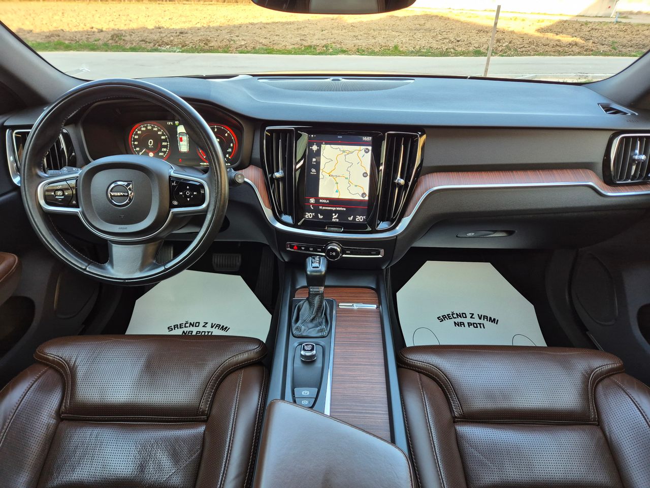 Zunanja slika - Volvo V60 - D4 Momentum Avt. - 9