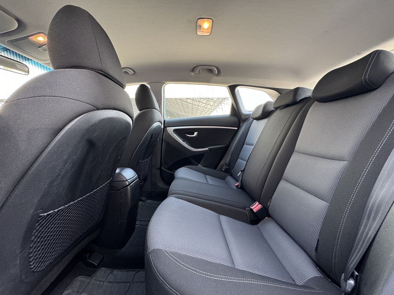 Zunanja slika - Hyundai i30 Wagon - 1.4 CVVT STYLE 1.LASTNICA SLO NAKUP NA OBROKE - 9