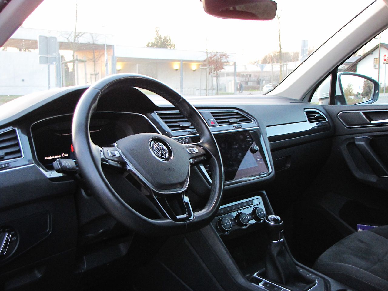 Notranja slika - VW Tiguan - 2,0 TDI BMT Highline - 5