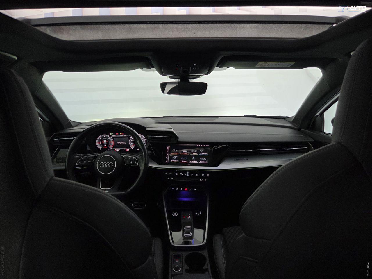Notranja slika - Audi - A3 Sportback 40 TDI quattro S line S tronic - 16
