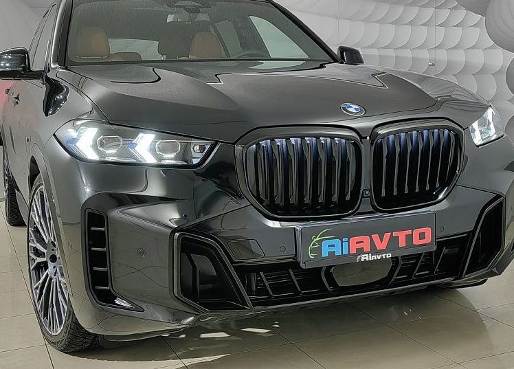 Zunanja slika - BMW X5 - serija : 30d-XD-M-PAKET-ZRAČNO-PANO-SOFT-CL-360KAM-LASER-22 - 1