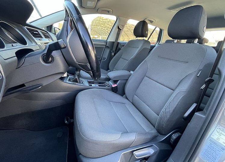 Zunanja slika - VW Golf - 1.2 TSI Comfortline - 6