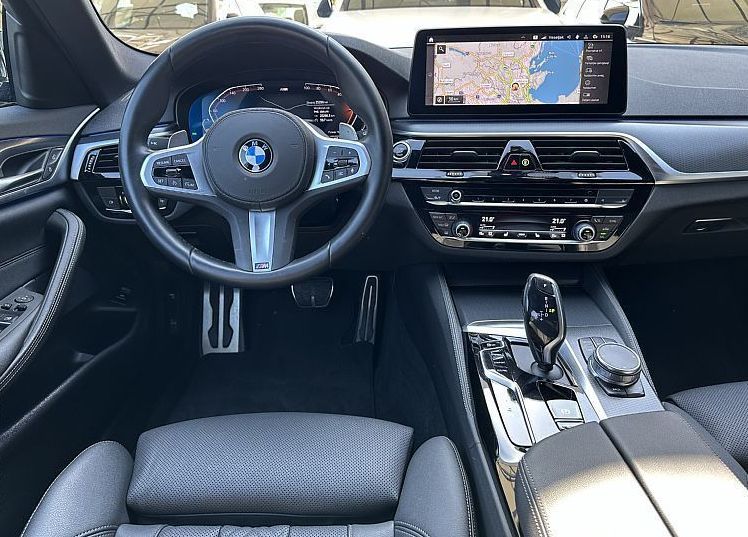 Zunanja slika - BMW Serija 5 - Touring: 530d xDrive-MSPORT-KAMERA-VK-19COL... - 8