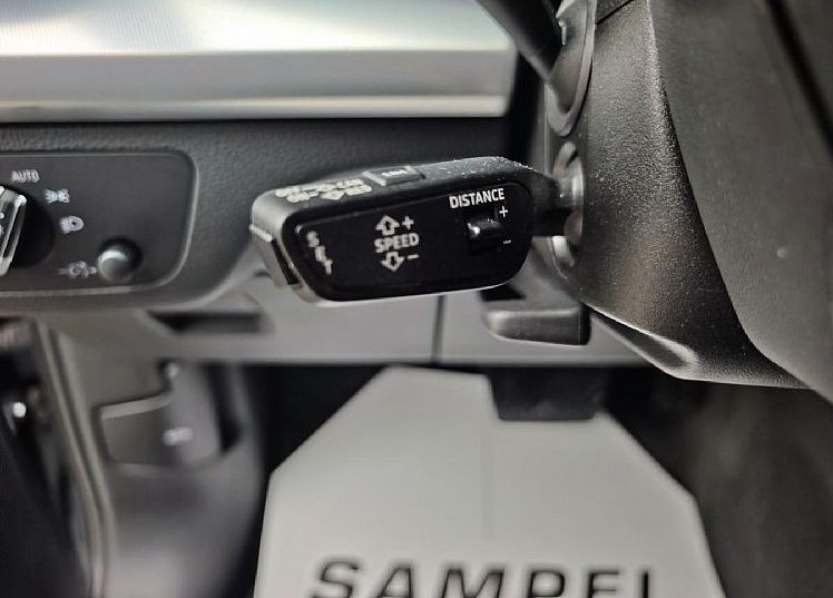 Zunanja slika - Audi Q5 - 40 TDI quattro S tronic Sport 140kW - SLO - LED - 11